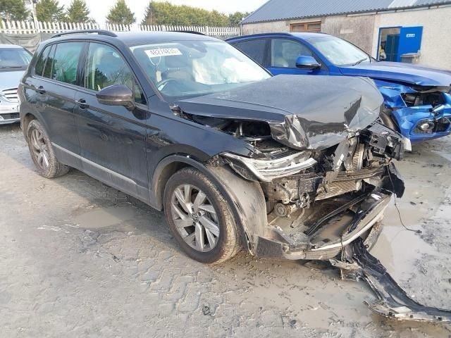 2022 Volkswagen Tiguan Breaking For Parts