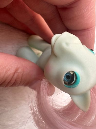 My Little Pony Baby Cuddles G1 1986 Beddy Bye Eye MLP Dirty approx. 7.5 cm. Used sometimes left eye opens only to the middle Please see photos
