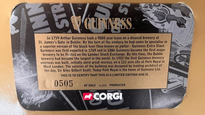 Guinness Diamond T 620 Truck Limited Edition