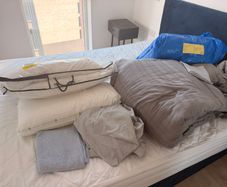 Free Bedding & Linens Full Set Must Go Asap