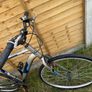 28" inch aluminium bikes in perfect condition Image 3
