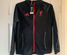 Liverpool FC New Coat for a 13-14 Years old