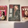 Bret Hart HITMAN, Becky Lynch THE MAN and Daniel Bryan YES Wrestling Book Bundle Image 2