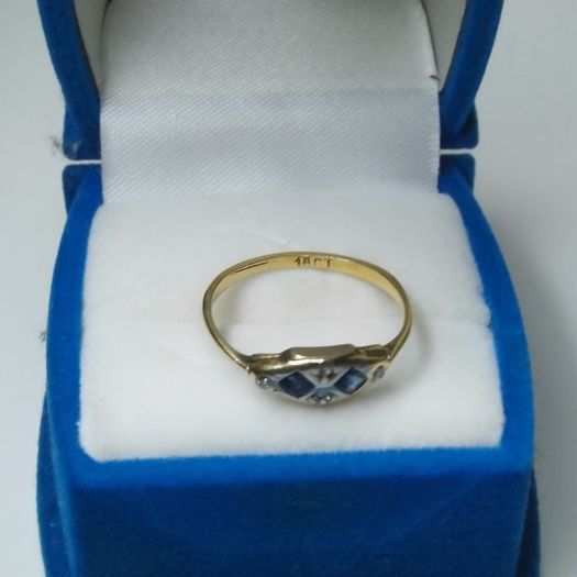 Art Deco 18ct Gold Sapphire and Diamond Ring