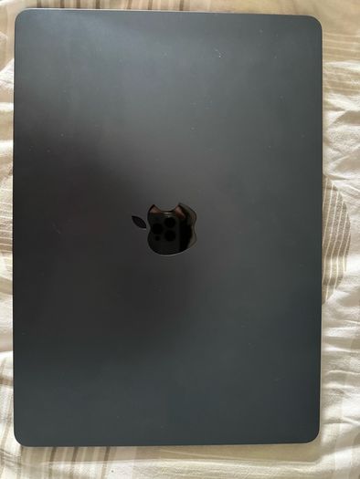 Apple MacBook Air 13 inch M3  Midnight