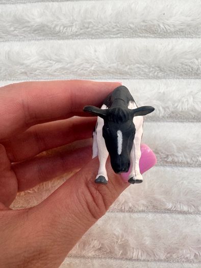 Britains Farm Series 1984 Holstein Cow Approx. 4 cm. Used Please see photos