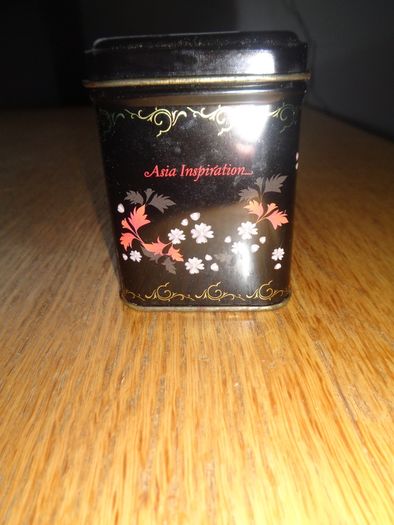 Vintage Oriental Tea Caddy for Sale