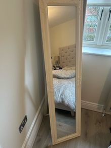 Mirror (antique style)