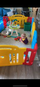 Dwinguler Castle Playpen Rainbow