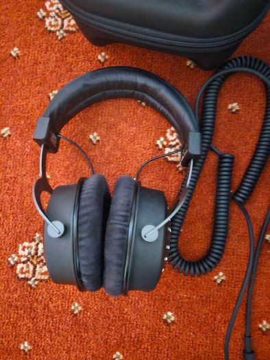 beyerdynamic DT 1990 PRO headphones