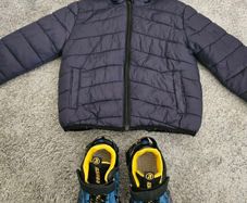 boys jacket 2-3Y shoe size UK 8.5/EUR 26