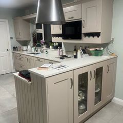Kitchen units, worktop and pantry