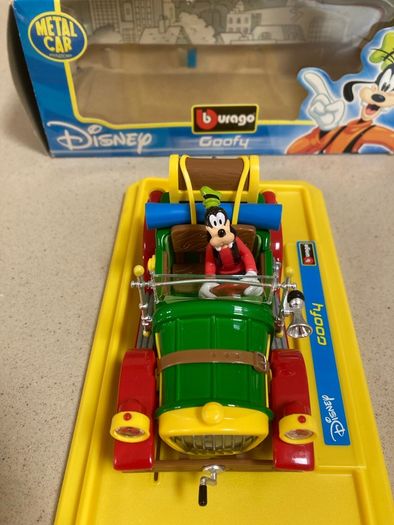 Disney Goofy scale 1/24 Burago