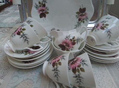 Royal Stuart 21 Piece China Teaset