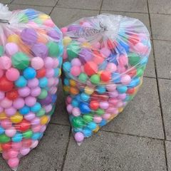 Kids plastic balls