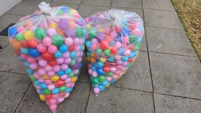 Kids plastic balls