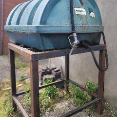 Oil Tank w Steel Stand n Hose