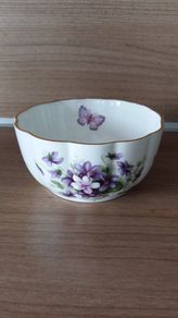 Aynsley wild violets var-i-ete bowl