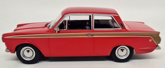 Ford Cortina MK1 Lotus 1966 - 1/18 - New In Box
