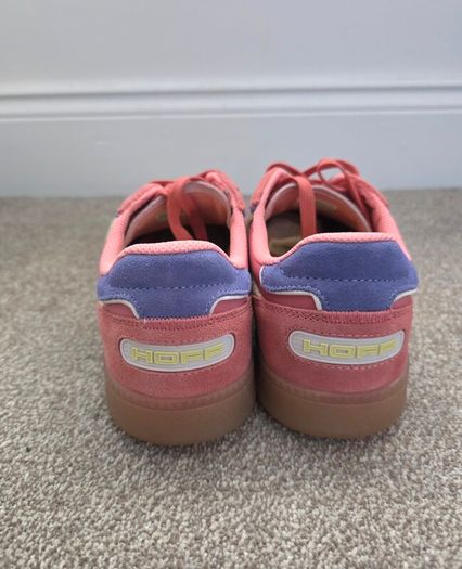 Hoffs Coral Park size 42 trainers