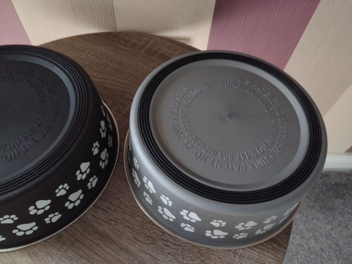 Set of x2 Stainless Steel Dog Feeder/ Drinking Bowls