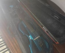 Stagg Electric Violin Metallic Blue With Case n Bow