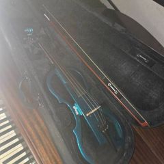 Stagg Electric Violin Metallic Blue With Case n Bow