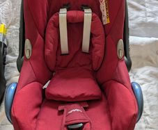 Maxicosy car seat and isofix base