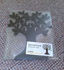 Tiger Jewellery Tree