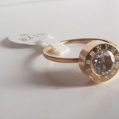 NEW Ring size 9