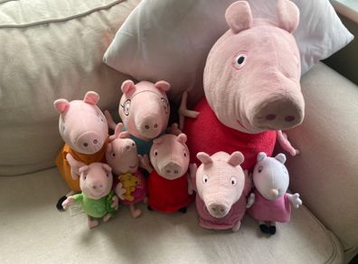 peppa pig teddies x 8