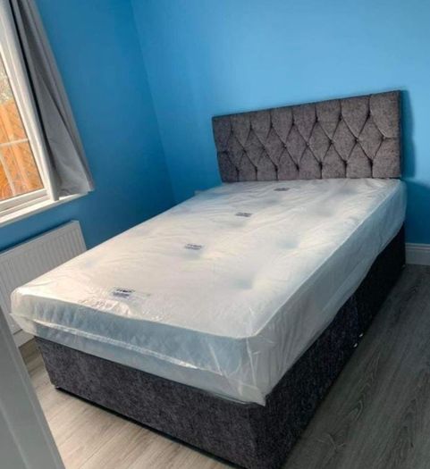 New Stylish single ,Double 4ft, 4ft6, King 5ft And 6ft Superking Sizes Divan Beds Instock. Drawers And Optional Tufted Mattresses Available. Free Delivery