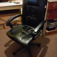 Desk chair