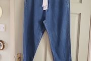 ladies jeans bnwt. Boutique bought