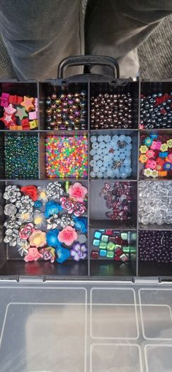 beads and jewellery making supplies
