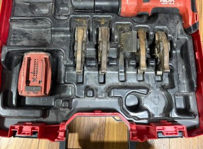 Hilti press gun NPR19A