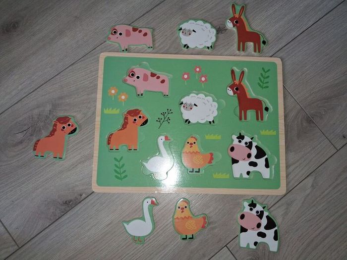 In The Farm Wooden Insert Animal Puzzle - 7 Animals - Age - 12 Months +