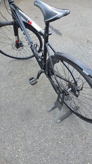 Vitesse Road Bike 28  20 Frame  Disc Brakes
