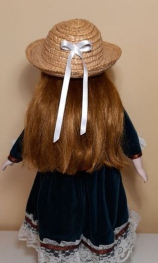 9 x  Porcelain dolls