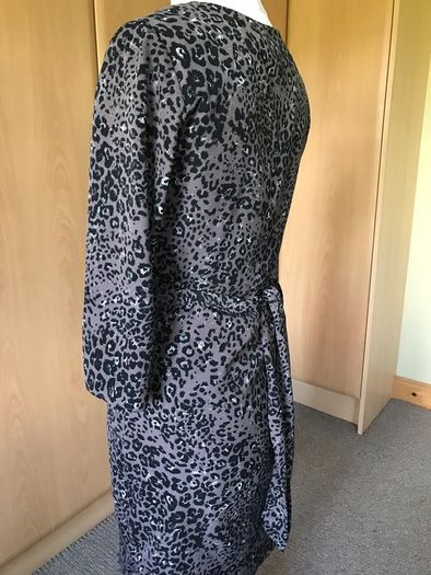Dunnes Stores Ladies leopard print midi dress size 8