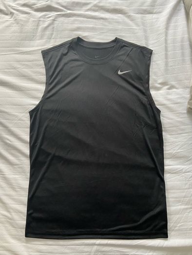 Nike vest