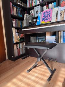 Piano stool