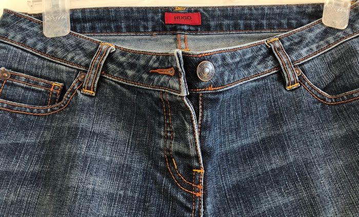 Hugo Boss bootcut jeans - sz 10