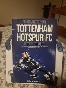 The Ultimate Tottenham Hotspur FC Trivia Book (Paperback)