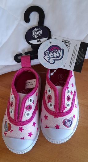New - Various My Little Pony toys & books