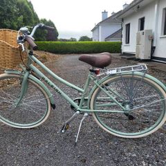 Stunning ladies bicycle
