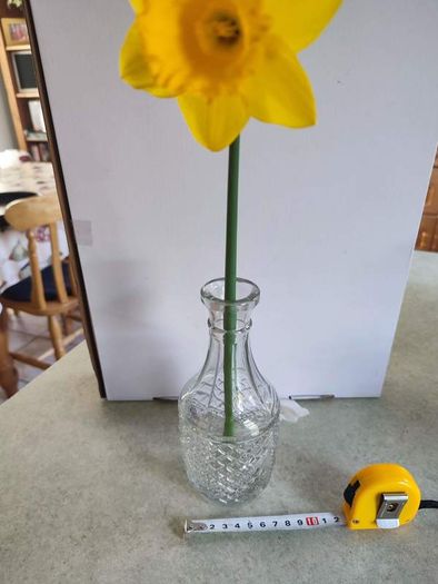Vintage Old Cut Glass Vase.