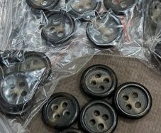 buttons