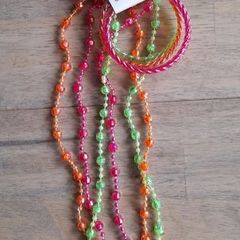 New:  Child's jewellery set