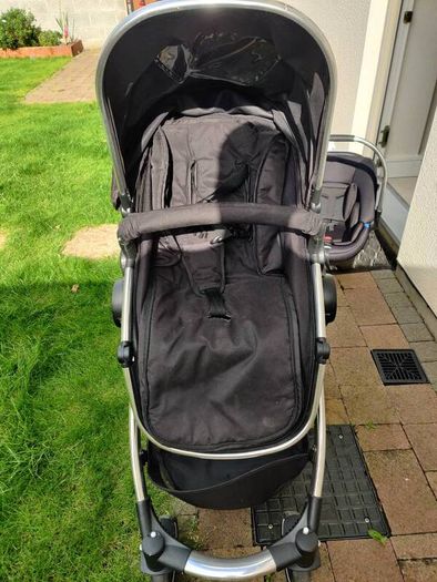 Mothercare buggie travel system